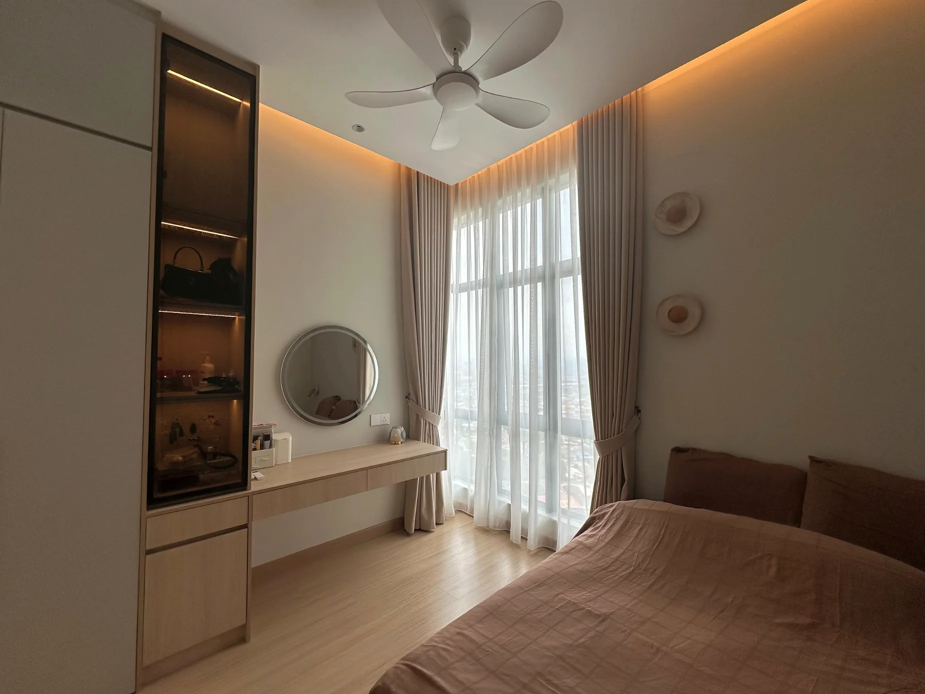Authentic Ni-Shin Curtain installation photographed in a bedroom